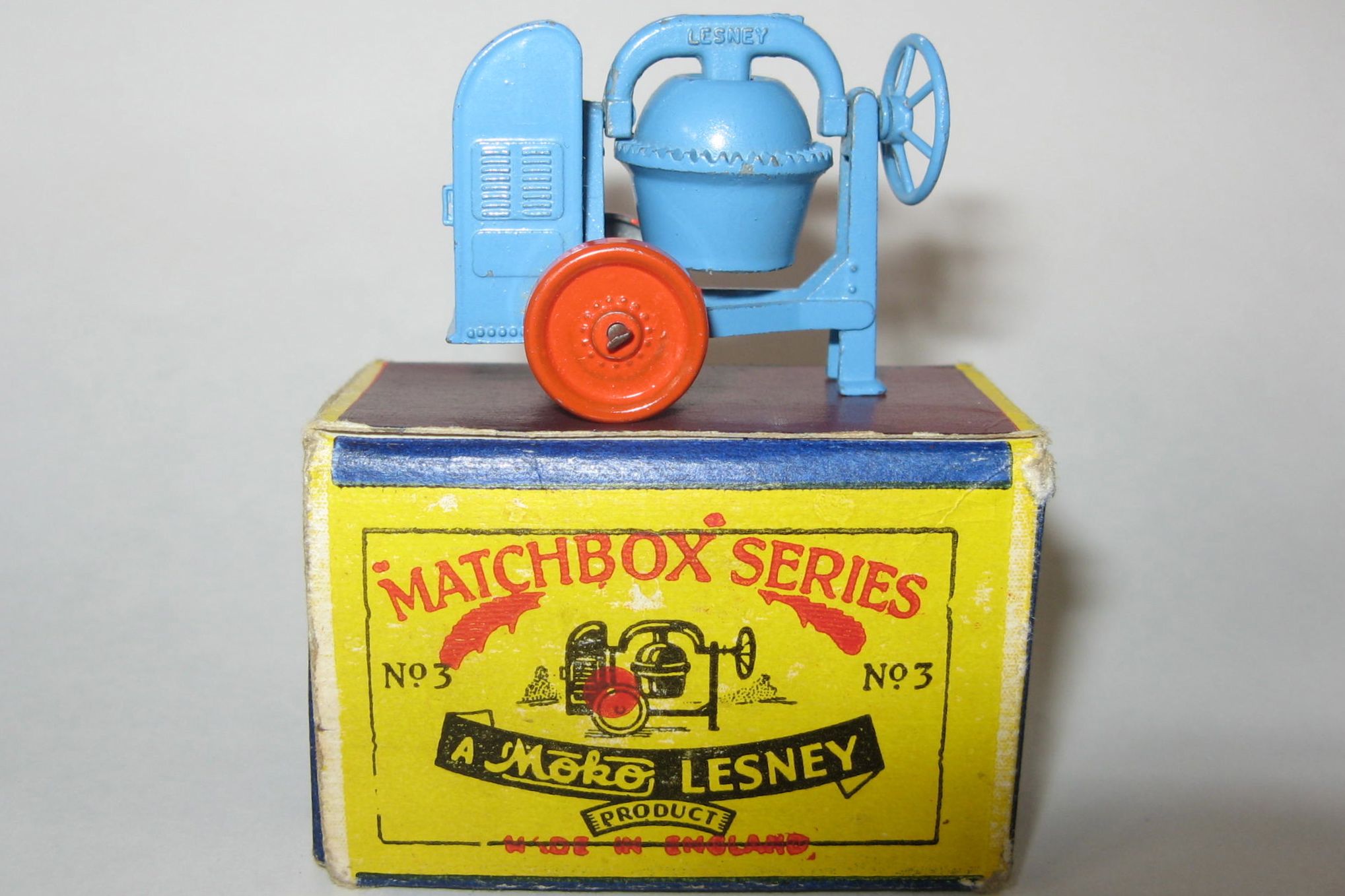 Repro box Matchbox 1:75 nº 06 Euclid Qarry Truck